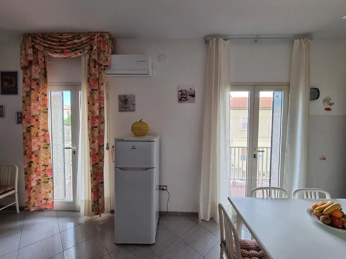 La Casa Di Sandra Carbonia 0*,  Italy