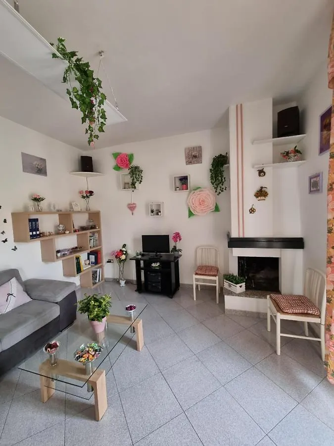 كاربونيا La Casa Di Sandra إيطاليا